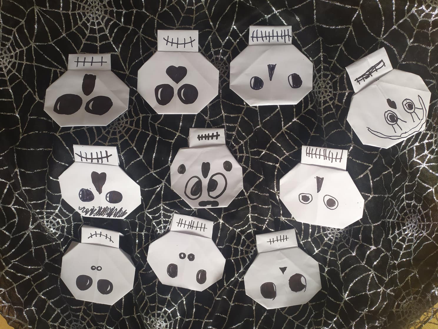 Dušičky_nebo_Halloween_(2)