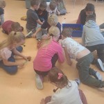 Podzimní_hrátky_ve_třídě_(4)