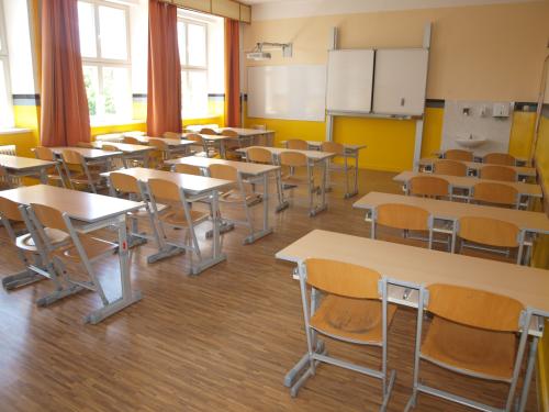 Učebny v&nbsp;budově II. st. ZŠ